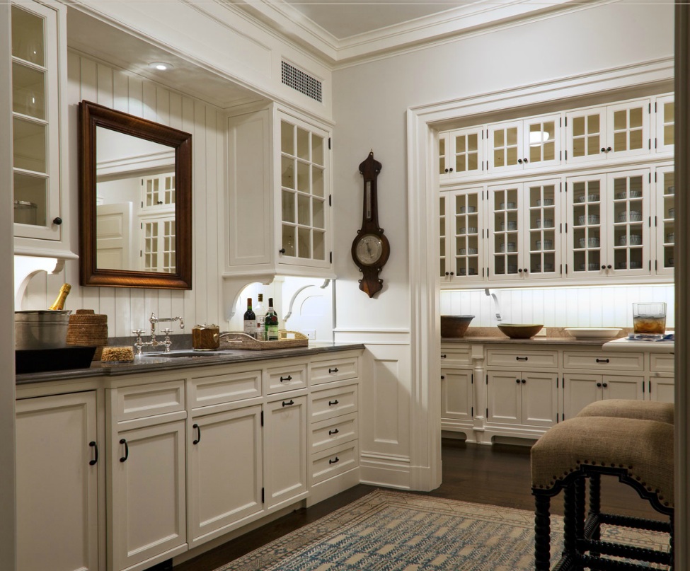 Дизайн кухни с зеркалами на стене — фото зеркал в интерьере кухни